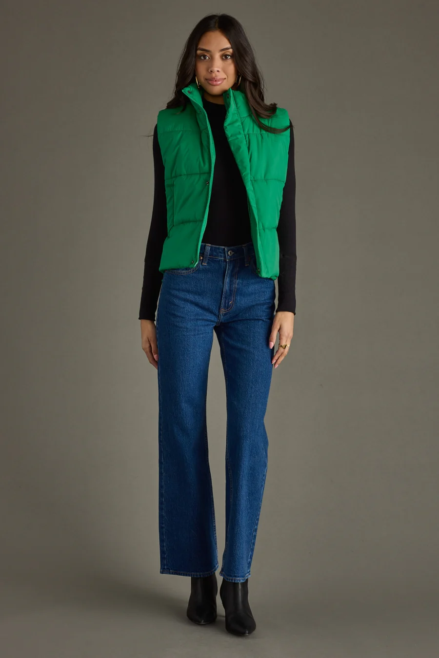 PANACHE: WORLD TRAVELER VEST - GREEN