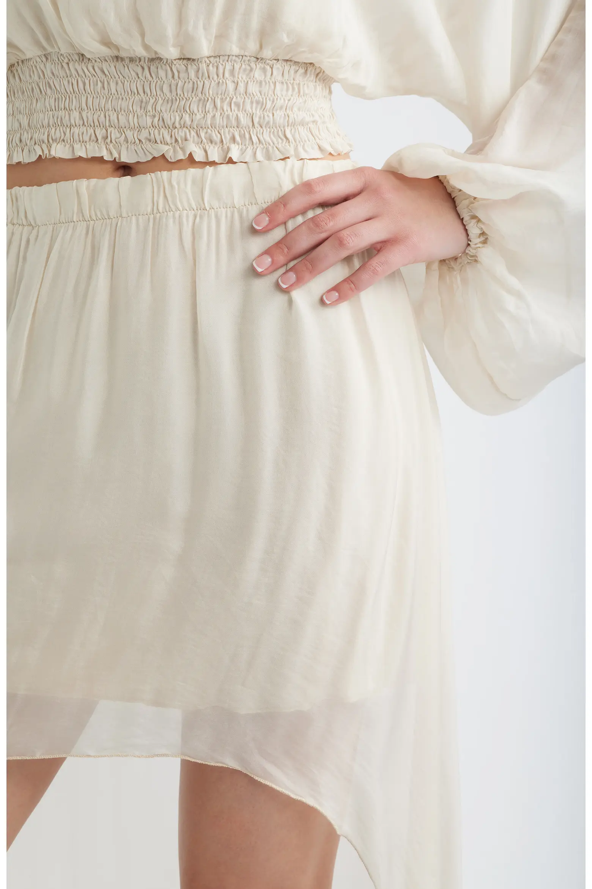 DELUC: FORUM CHIFFON HIGH-LOW SKIRT - OFF WHITE