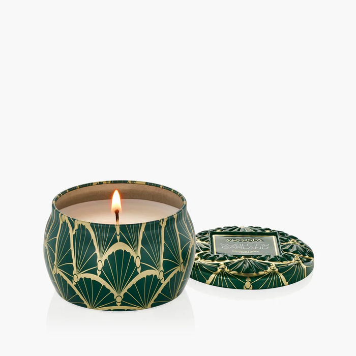 VOLUSPA: NOBLE FIR GARLAND MINI TIN CANDLE