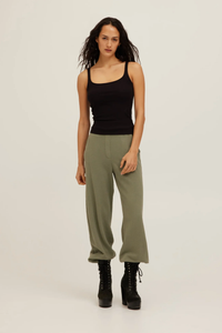 PROJECT SOCIAL T: OLSEN SCOOP NECK RIB TANK - BLACK