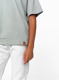 LITTLE BIPSY: OVERSIZED BAMBOO TEE - FERN