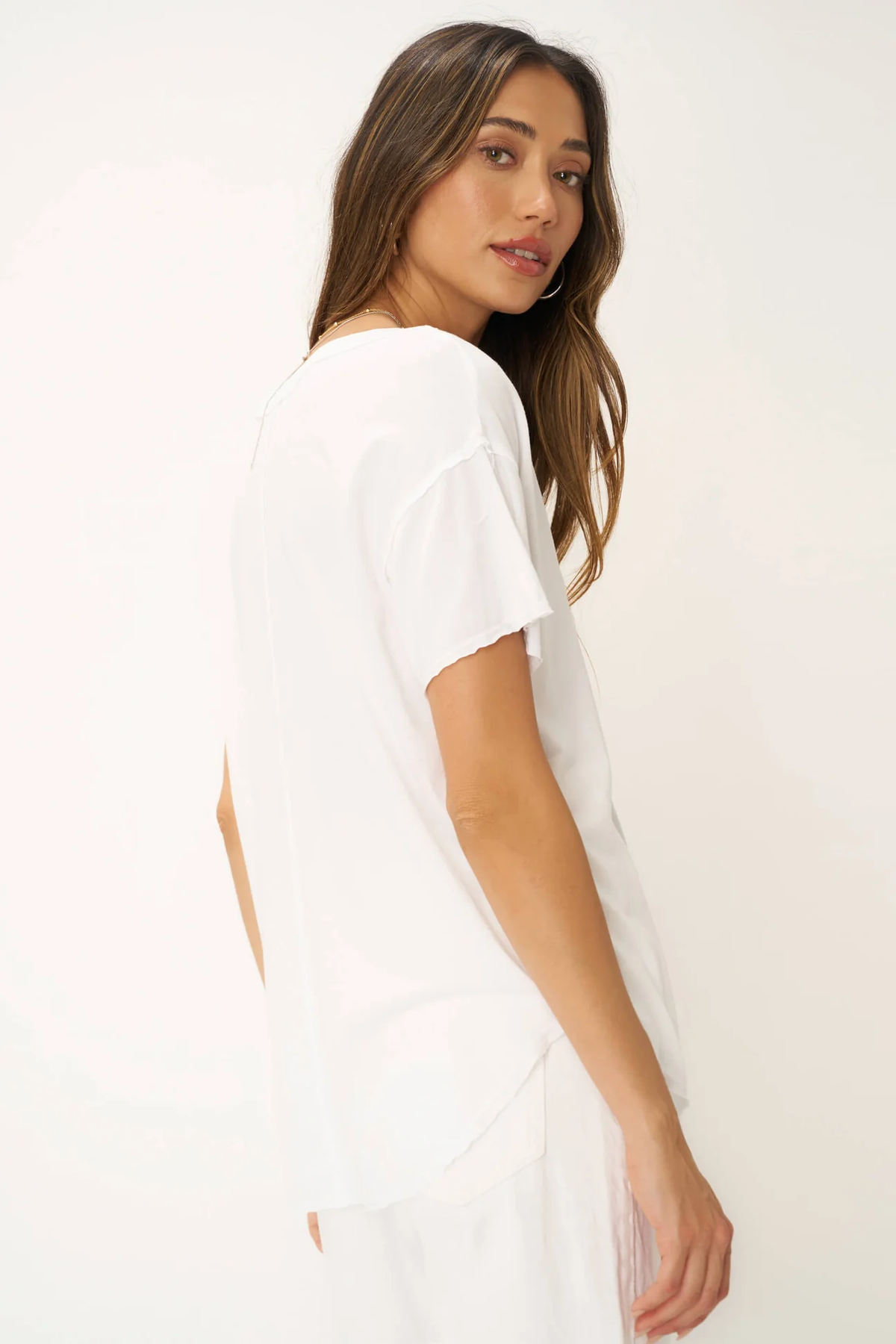 PROJECT SOCIAL T: BALTIMORE V-NECK TEE - WHITE