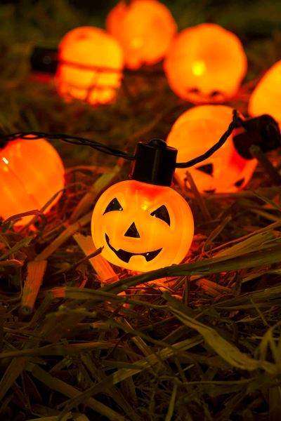 MUD PIE: LIGHT-UP JACK-O-LANTERN NECKLACE