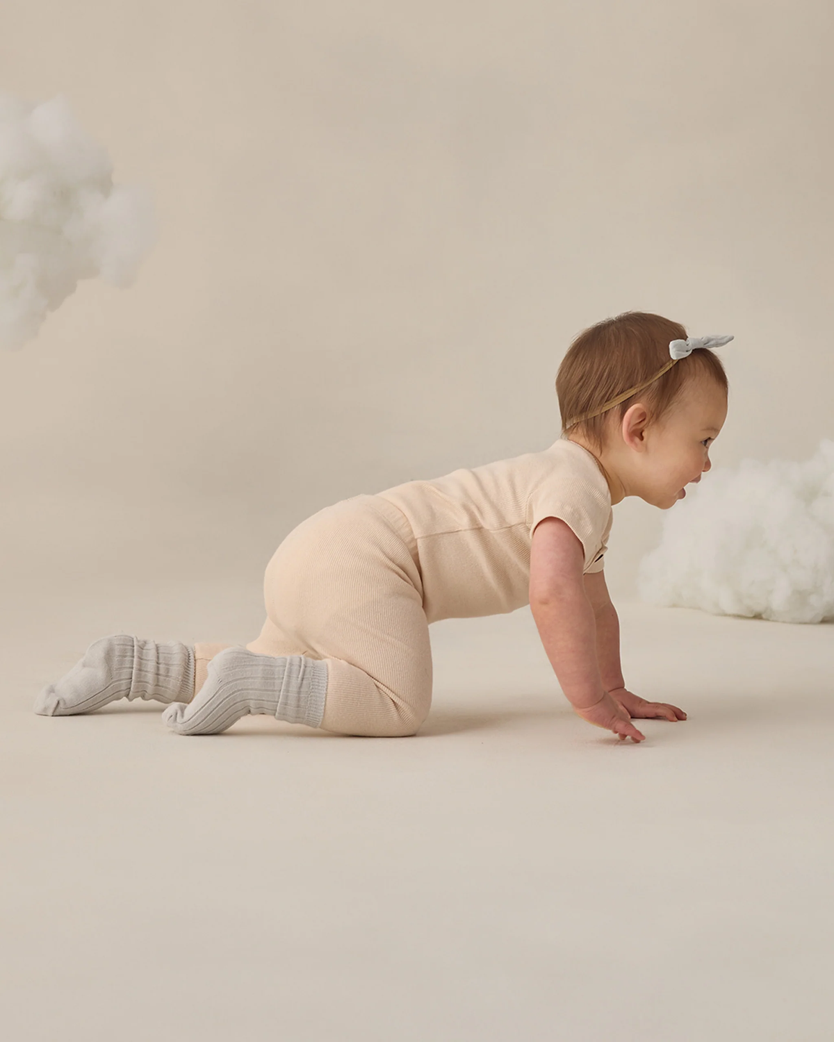 QUINCY MAE: RIBBED HENLEY BODYSUIT - ECRU
