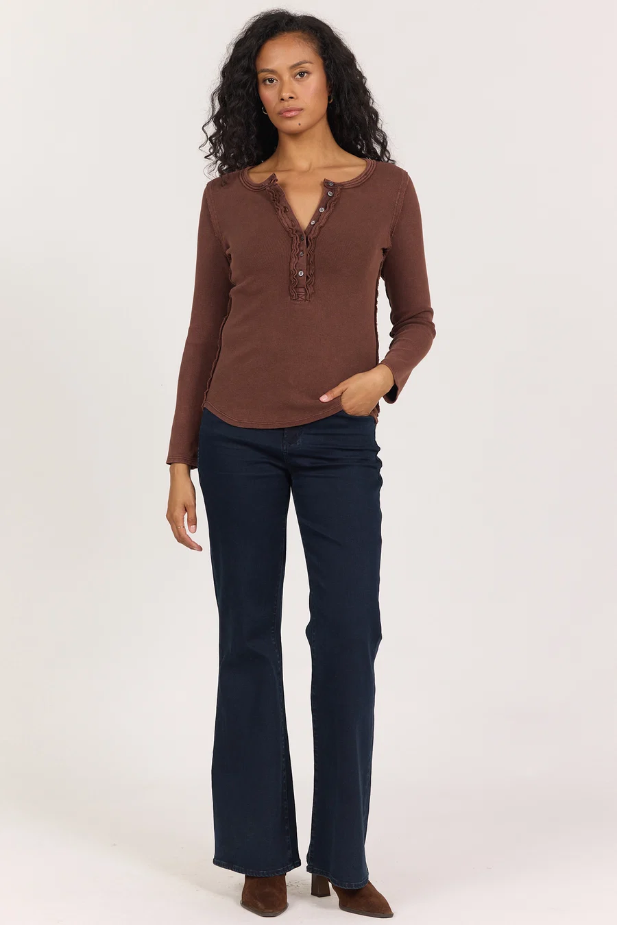 DEAR JOHN: EDIE LONG SLEEVE TEE WASHED CAPPUCCINO