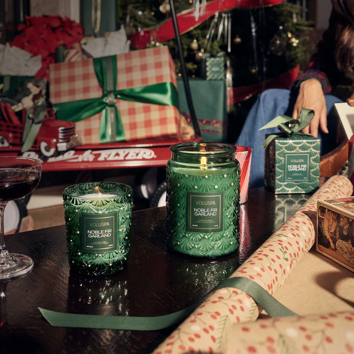 VOLUSPA: NOBLE FIR GARLAND 6.5 oz