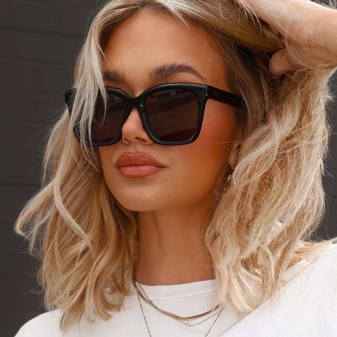 DIFF EYEWEAR: MEREDITH - BLACK + GRAY
