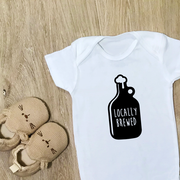 LOCALLY BREWED SHORT SLEEVE BABY BODYSUIT - WHITE