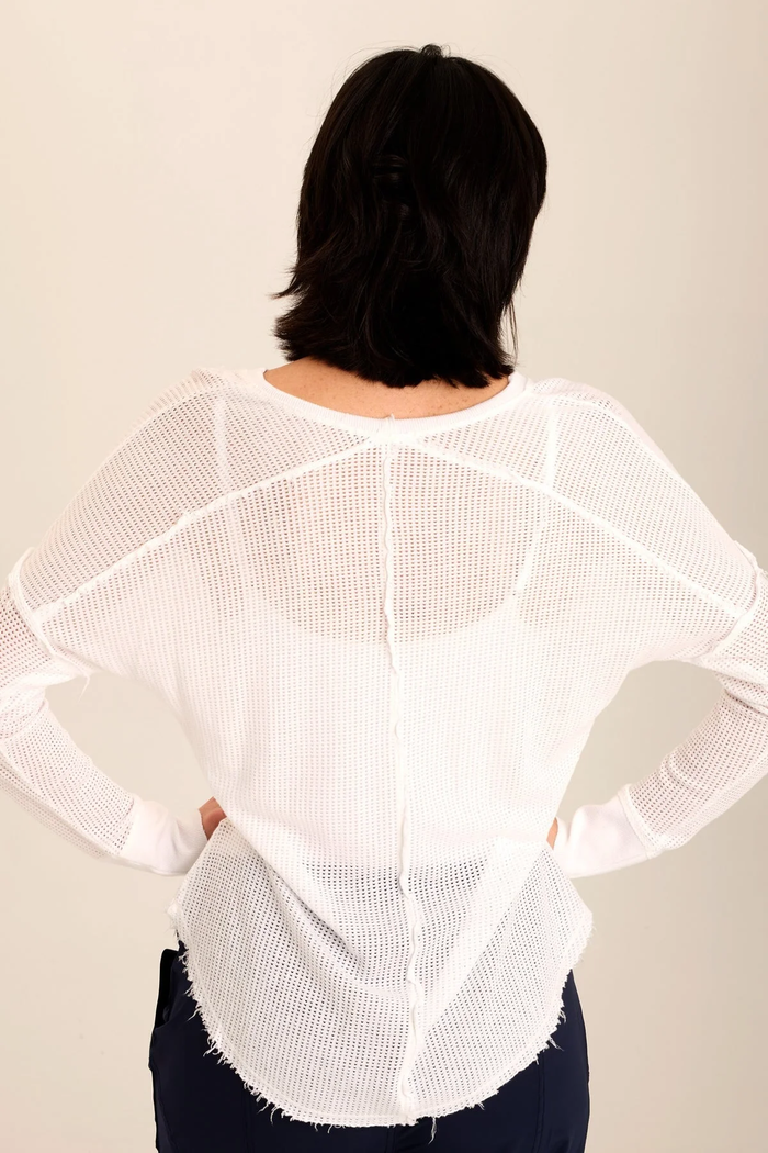 XCVI: MESH BULLOCK PULLOVER - WHITE