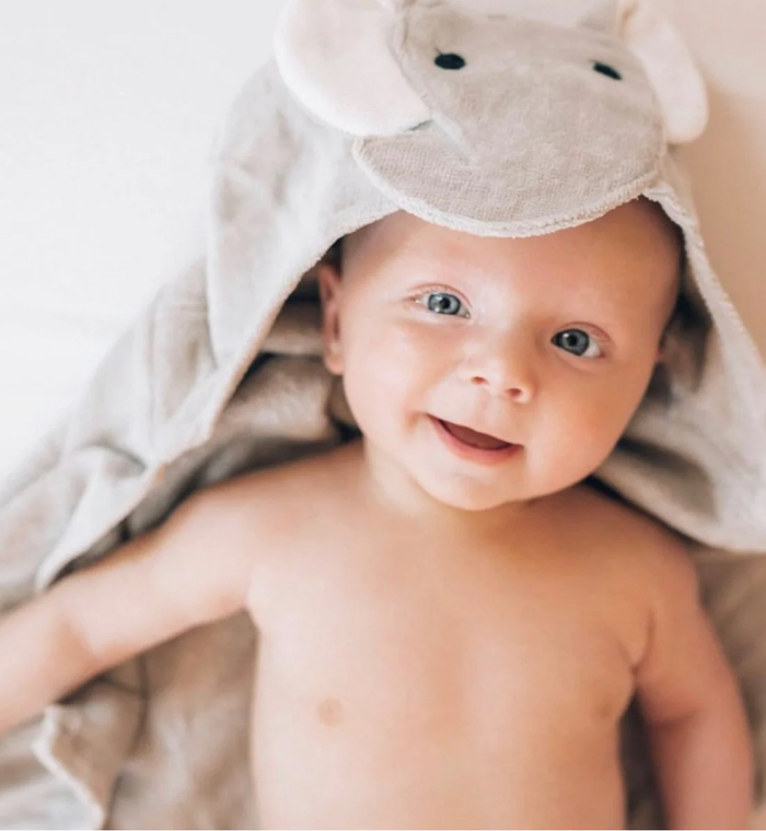 ELEGANT BABY: GRAY ELEPHANT HOODED BABY BATH WRAP