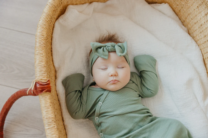 COPPER PEARL: CLOVER RIB KNIT HEADBAND BOW