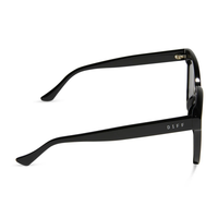 DIFF EYEWEAR: MEREDITH - BLACK + GRAY