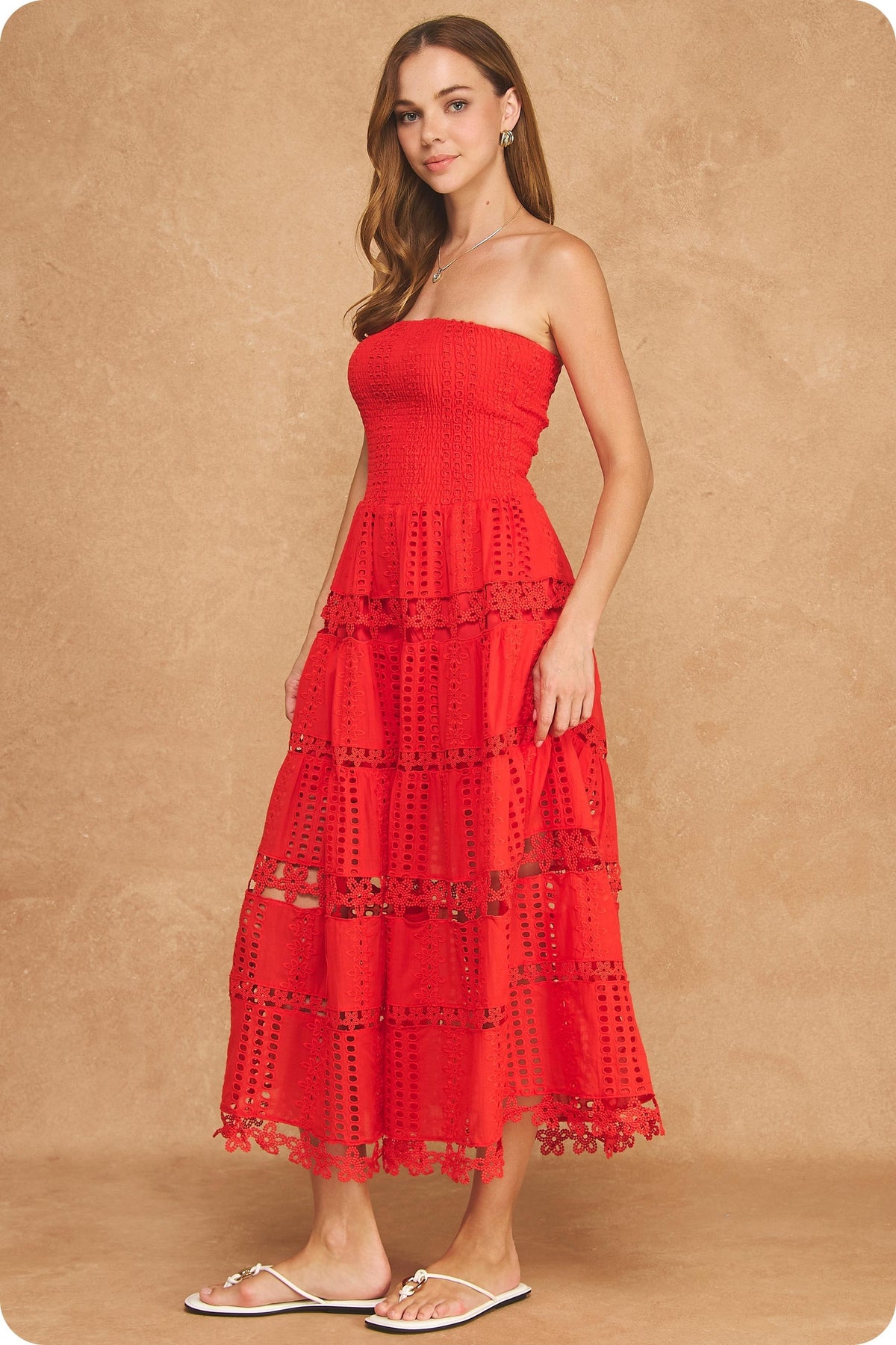EYELET LACE TUBE DRESS - RED