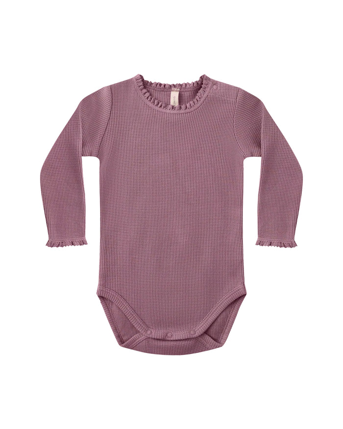 QUINCY MAE: WAFFLE LONG SLEEVE BODYSUIT+ SKIRTED BLOOMER SET || MULBERRY