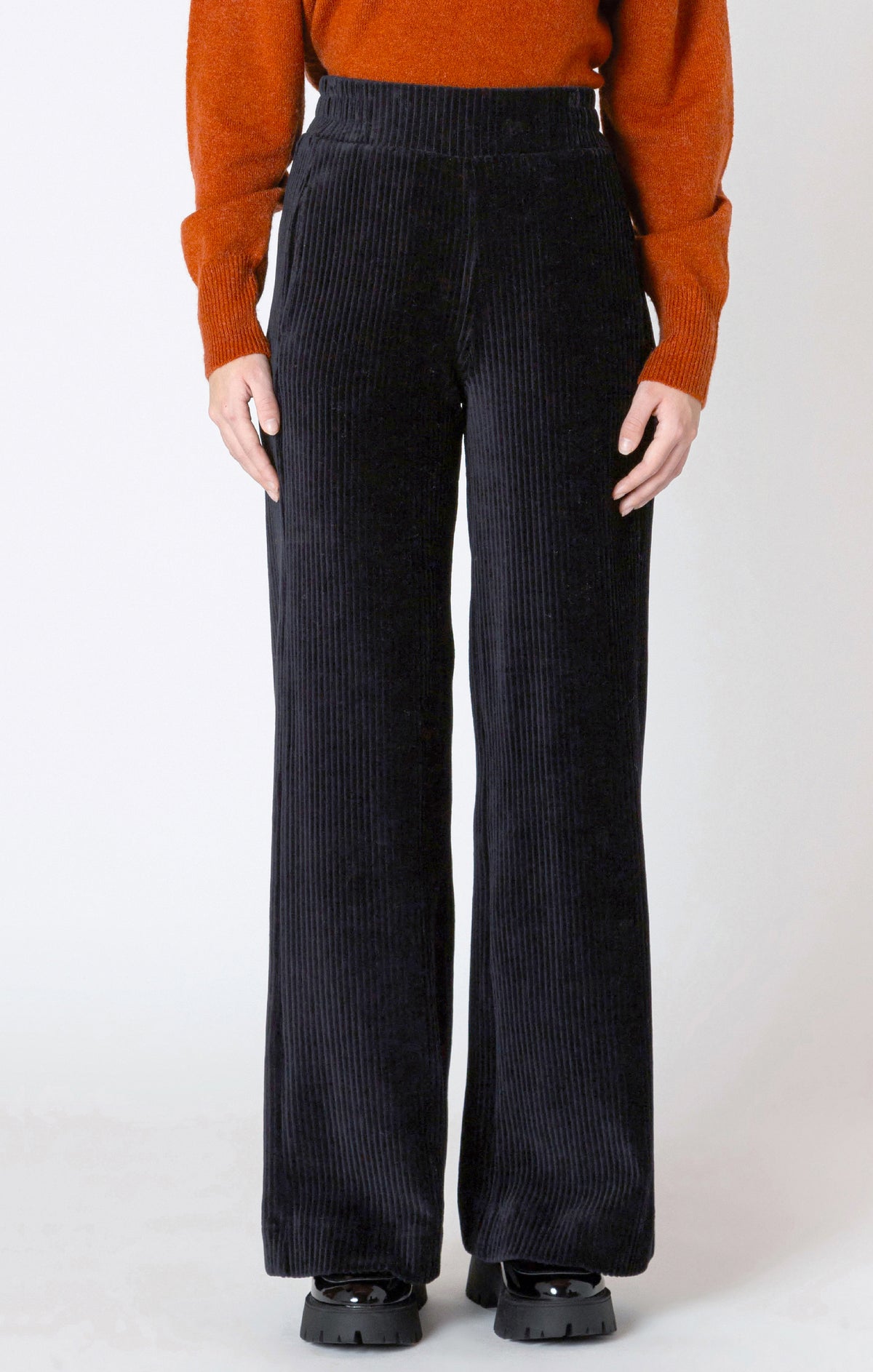 DEX: WIDE LEG CORDUROY PANT - BLACK