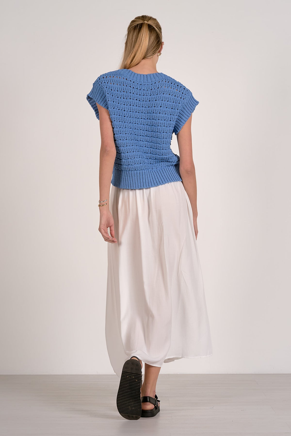 ELAN: OPEN KNIT SHORT SLEEVE SWEATER - BLUE