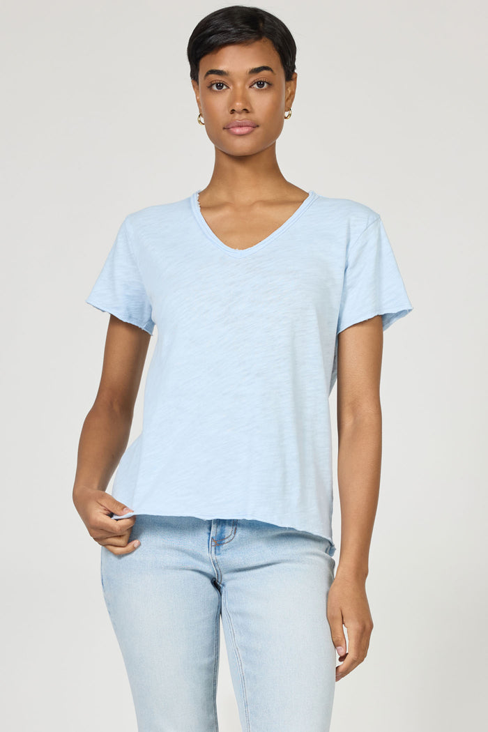 DEAR JOHN: VANYA V NECK SLUB RAW EDGE DETAILS - SKYWAY