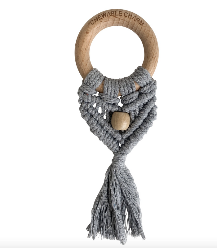 CHEWABLE CHARM: GREY MACRAME