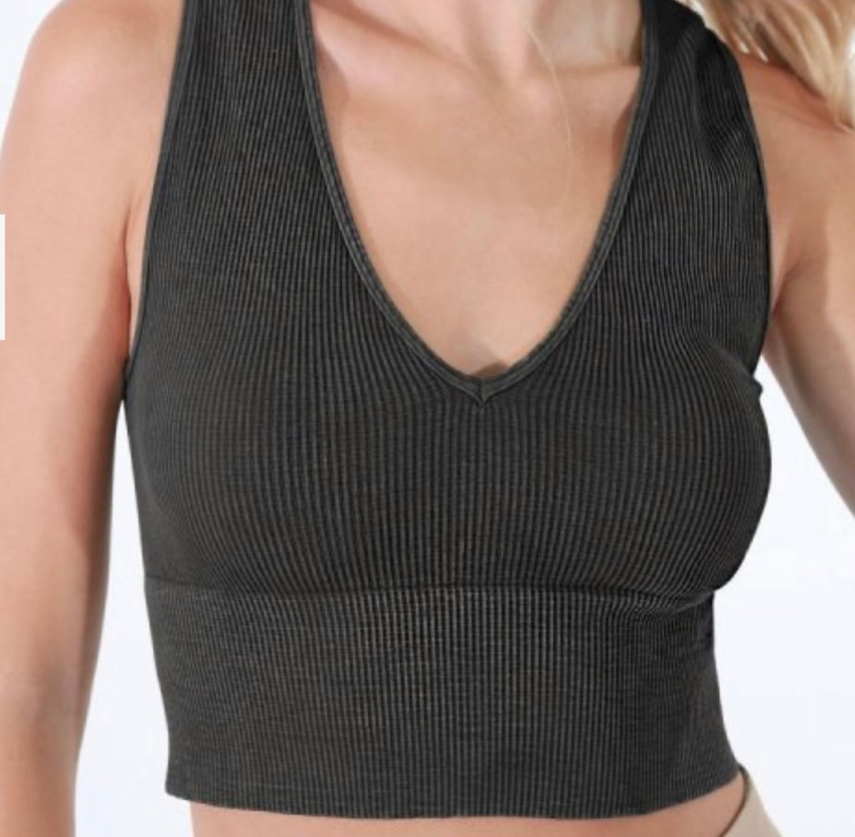 VINTAGE PLUNGE V-NECK CROP TOP - VINTAGE BLACK